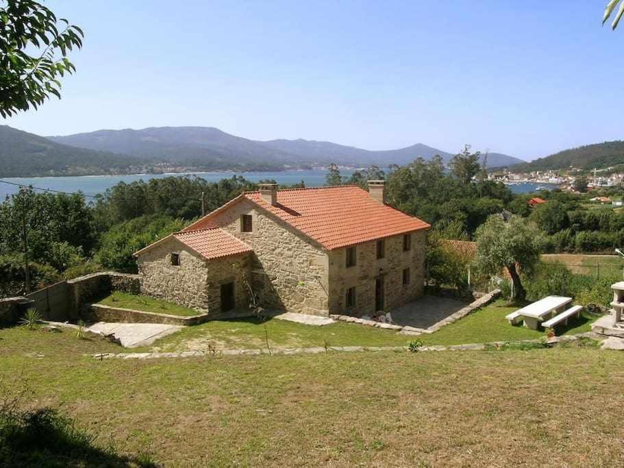 Casa Crina Casa Restaurada Con Finca Grande Villa Outes Exterior photo