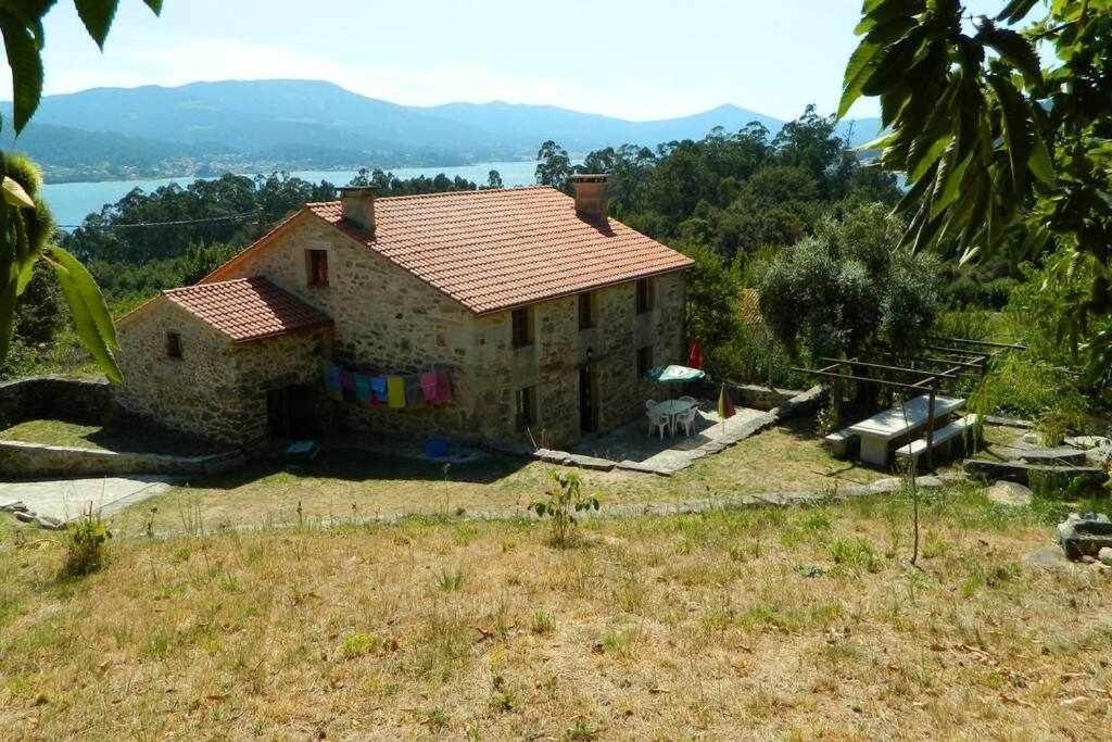 Casa Crina Casa Restaurada Con Finca Grande Villa Outes Exterior photo